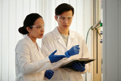Researchers identify stable phosphoric acid dimer structure tied to rapid proton transport