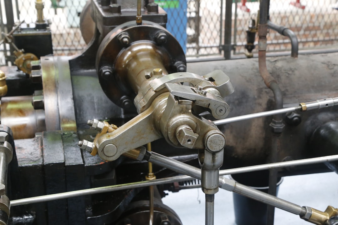 Industrial mechanochemistry and grinding for chemical recycling - Photo by Georg Eiermann on Unsplash