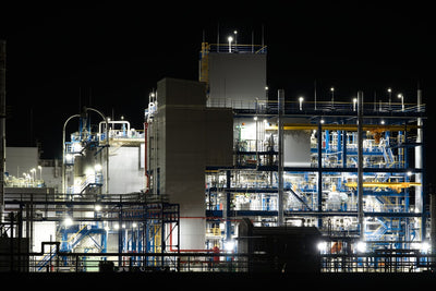 Hormuz Strait Logistics Pinch Forces Facility Closures for Asian Chemical Makers